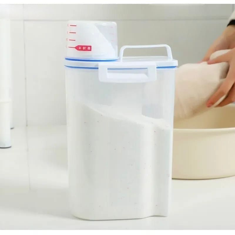 Transparent 1.5L Pantry Storage Container with Pour Spout