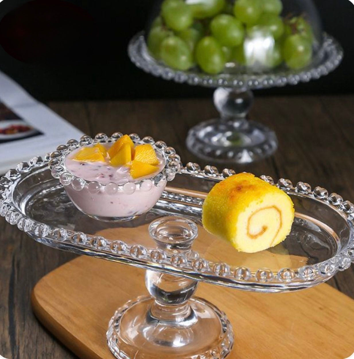 Elegant Glass Serving Dish with Base – Modern Design